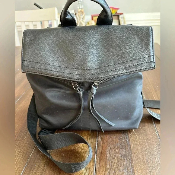 Botkier backpack - Picture 1 of 12